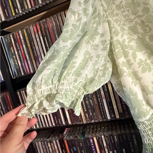 Taylor Petite Green Floral Midi Dress Cottagecore Smocked Puff Sleeve Size 4P - Picture 7 of 7